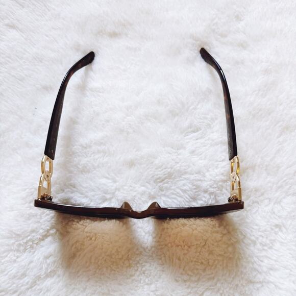 Camille Tortoise Brown Oversized Square Sunglasses - Picture 7 of 11